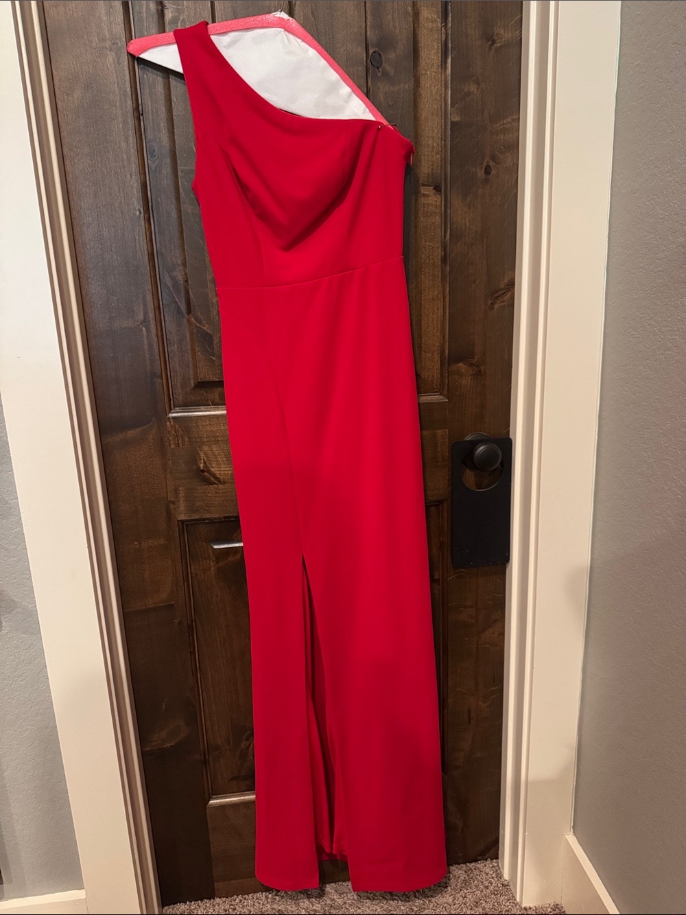 Red One-Shoulder Evening Gown - Elegant Formal Dress